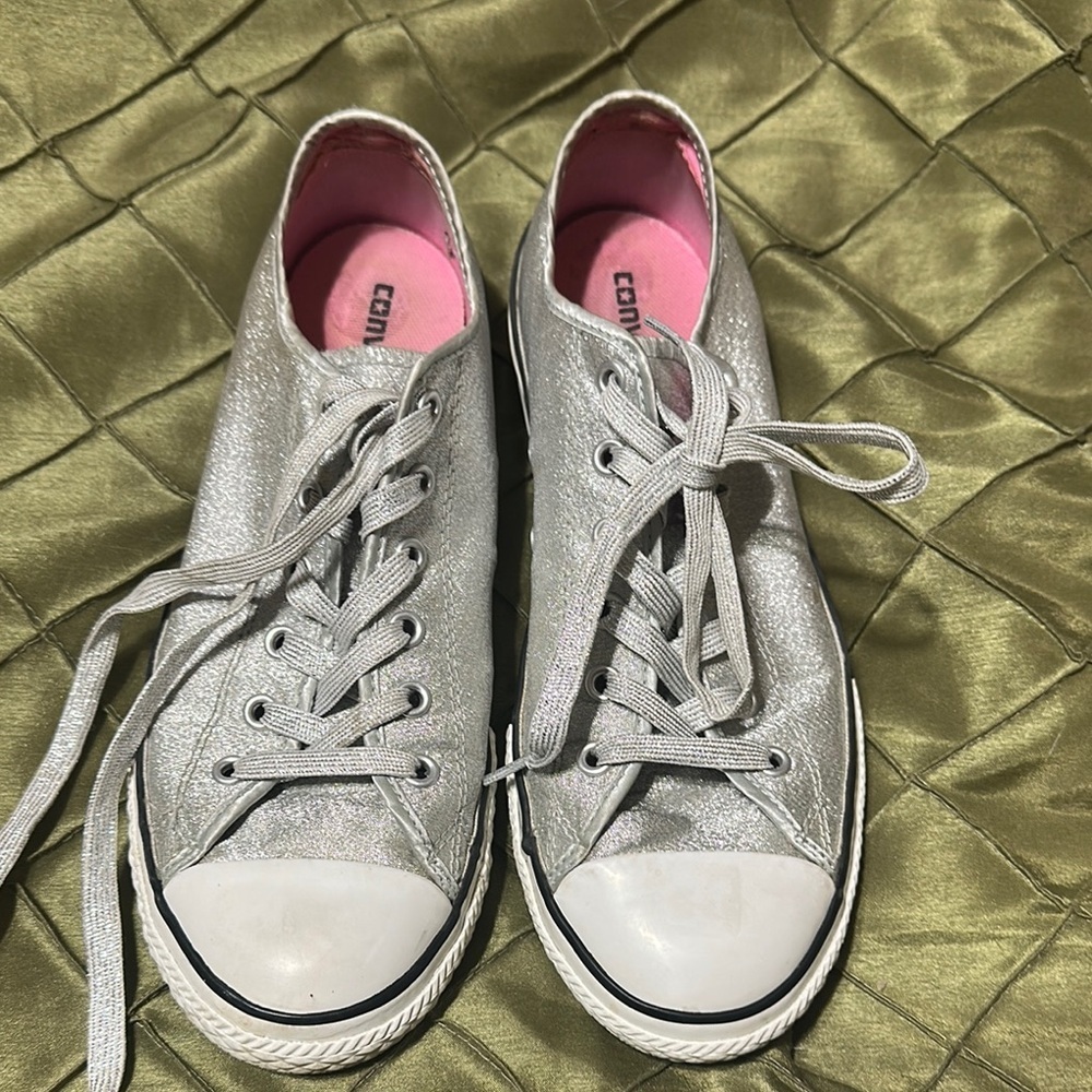 Converse Women's Silver Glitter Sneakers with Glitter Shoe Strings